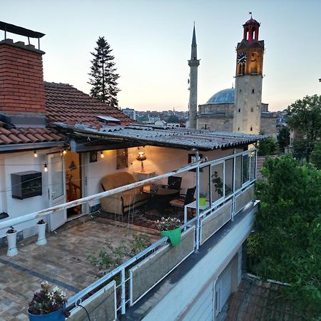 Old Street House Apartman Pristina Kültér fotó