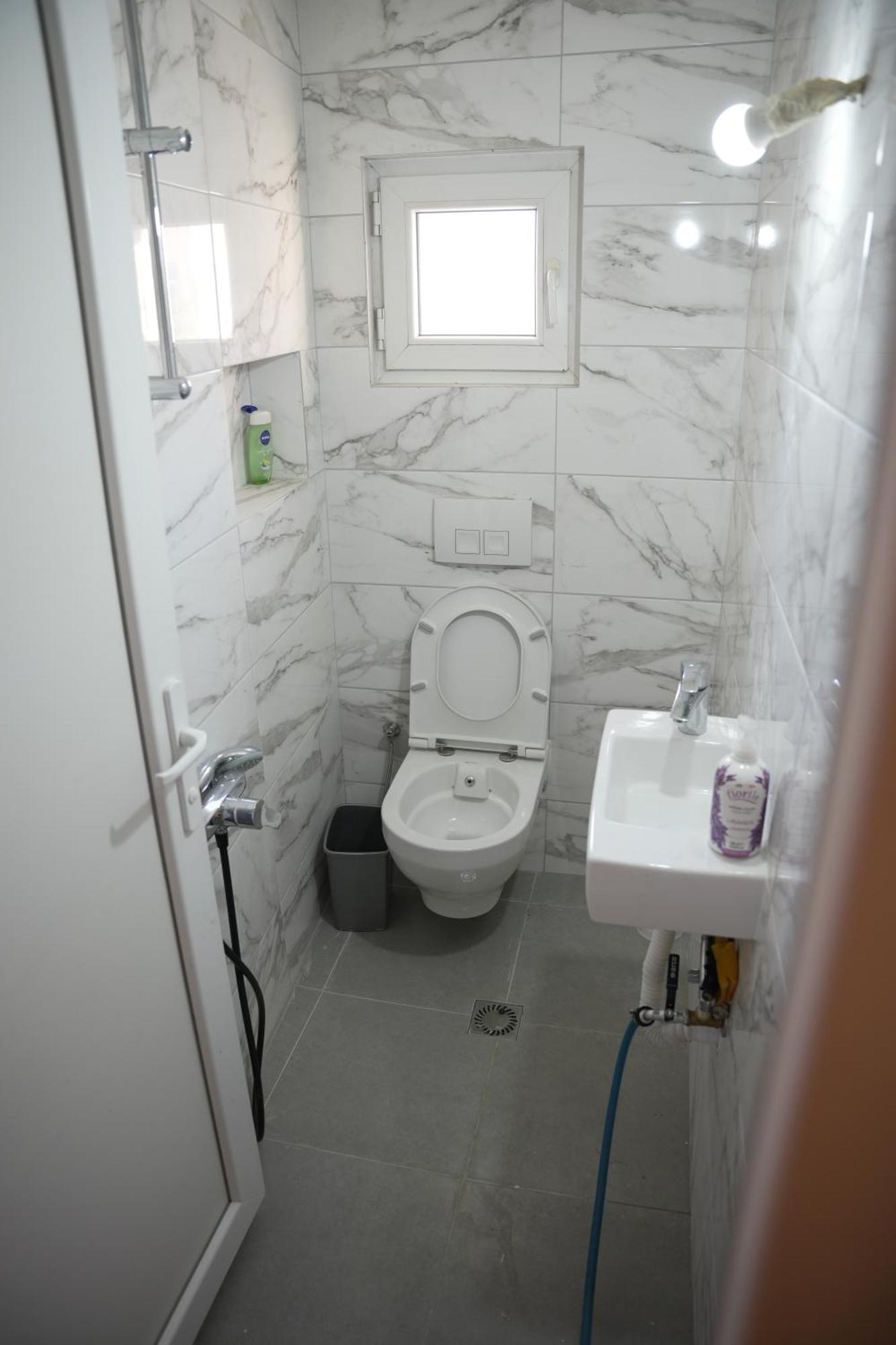 Old Street House Apartman Pristina Kültér fotó